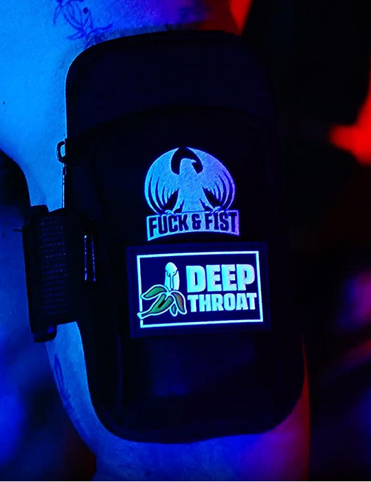 Mise en situation du Fuck Bag Darklands "Deep Throat" - Fuck and Fist