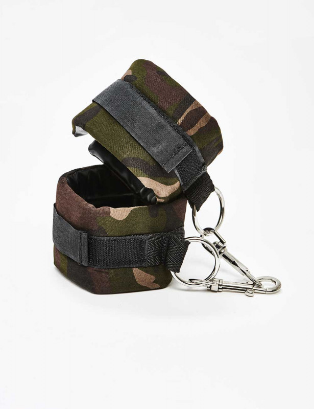 Menottes Colt Camo Universal Cuffs