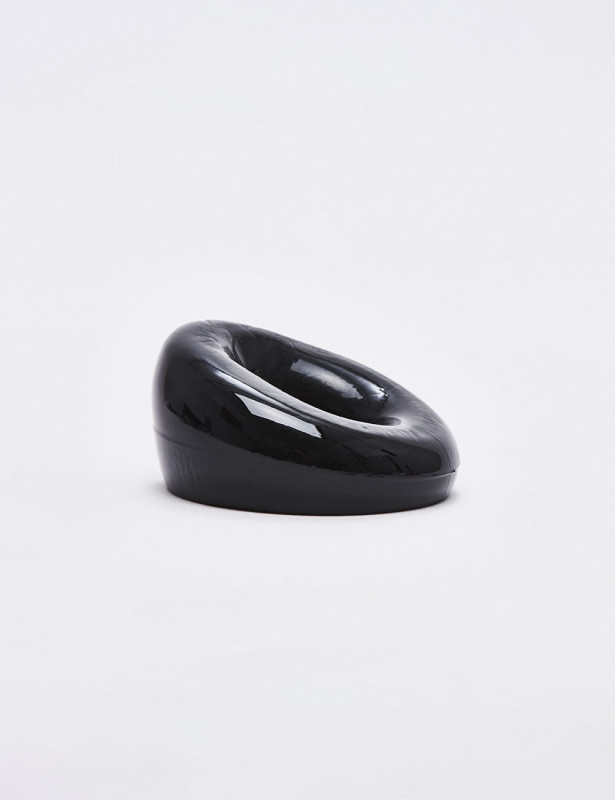 Cockring silicone noir Powerstroke posé
