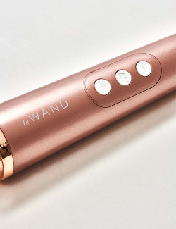 Vibromasseur Le Wand boutons