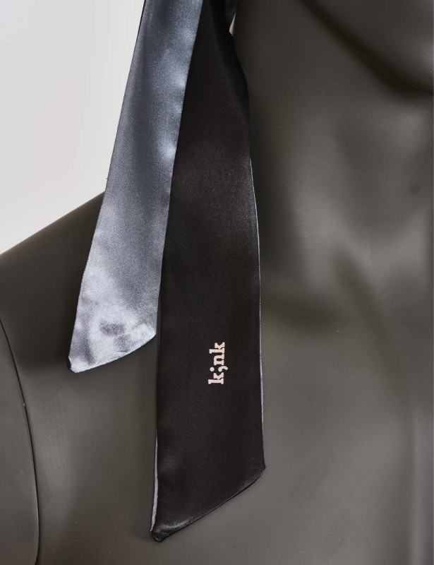 Bandeau kink Tease Me sur mannequin détail