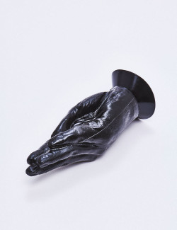 Plug anal en forme de main de 21 cm
