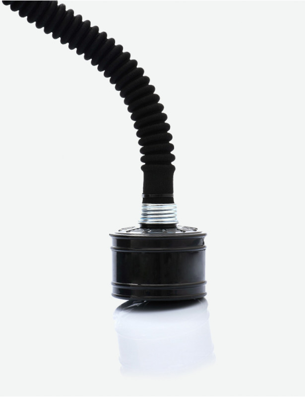 cartouche filtrante sur tuyau filtrant du masque à gaz