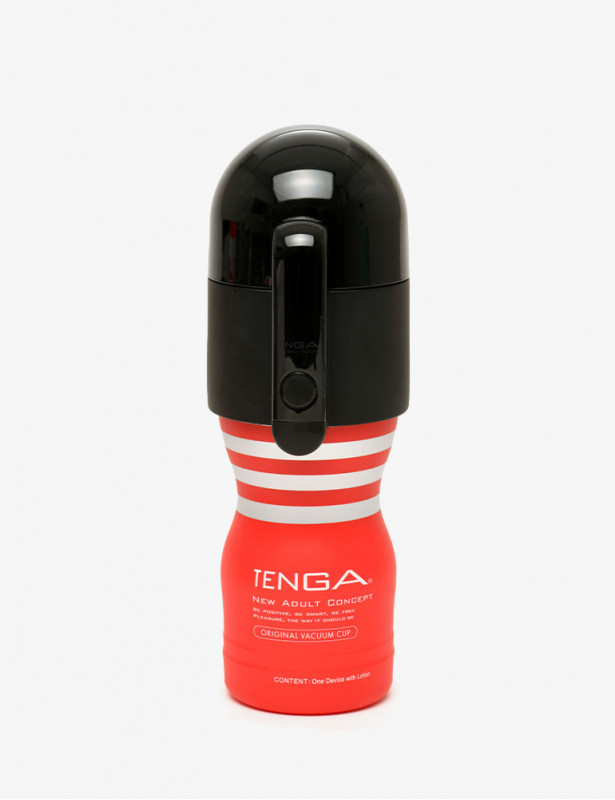 Tenga Vacuum Controller Électronique sur un masturbateur