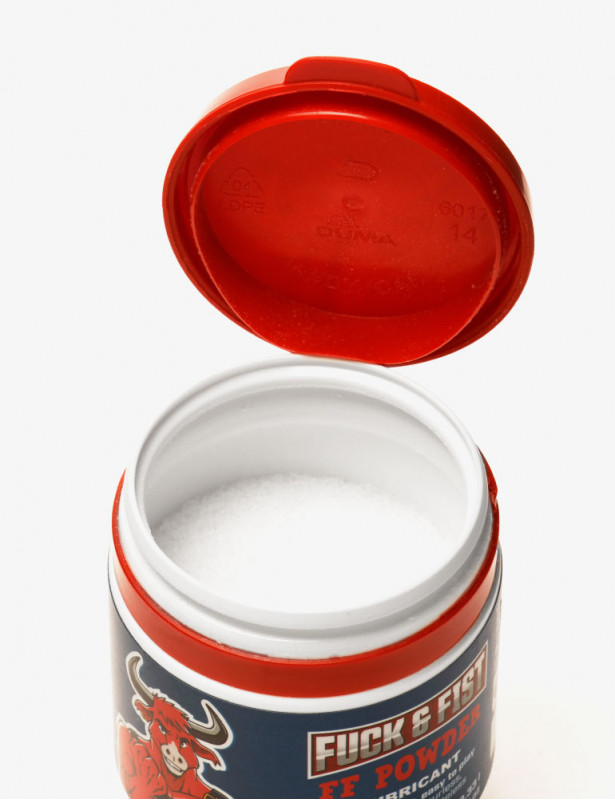 Ouverture pot lubrifiant en poudre anal homme