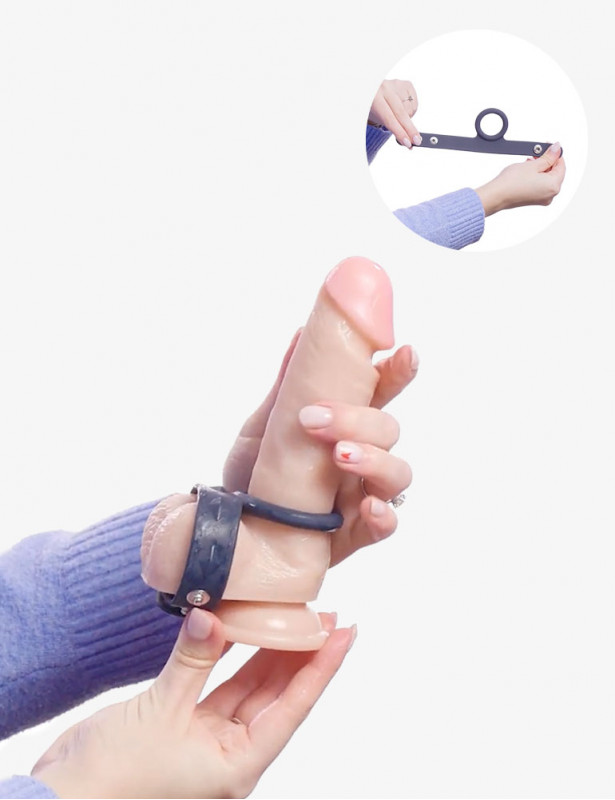 Cockring réglable et ballstretcher taille S/M en situation sur un gode