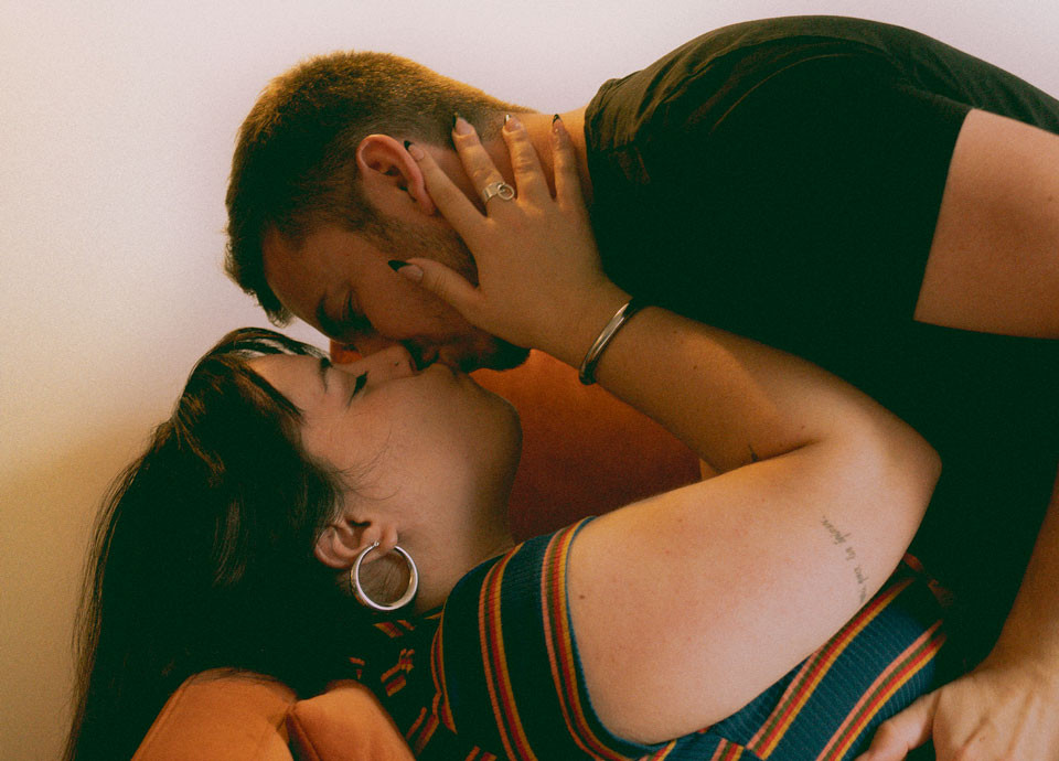 rainbow kiss