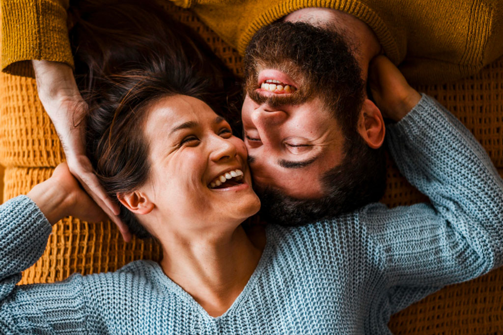 Couple qui rigole